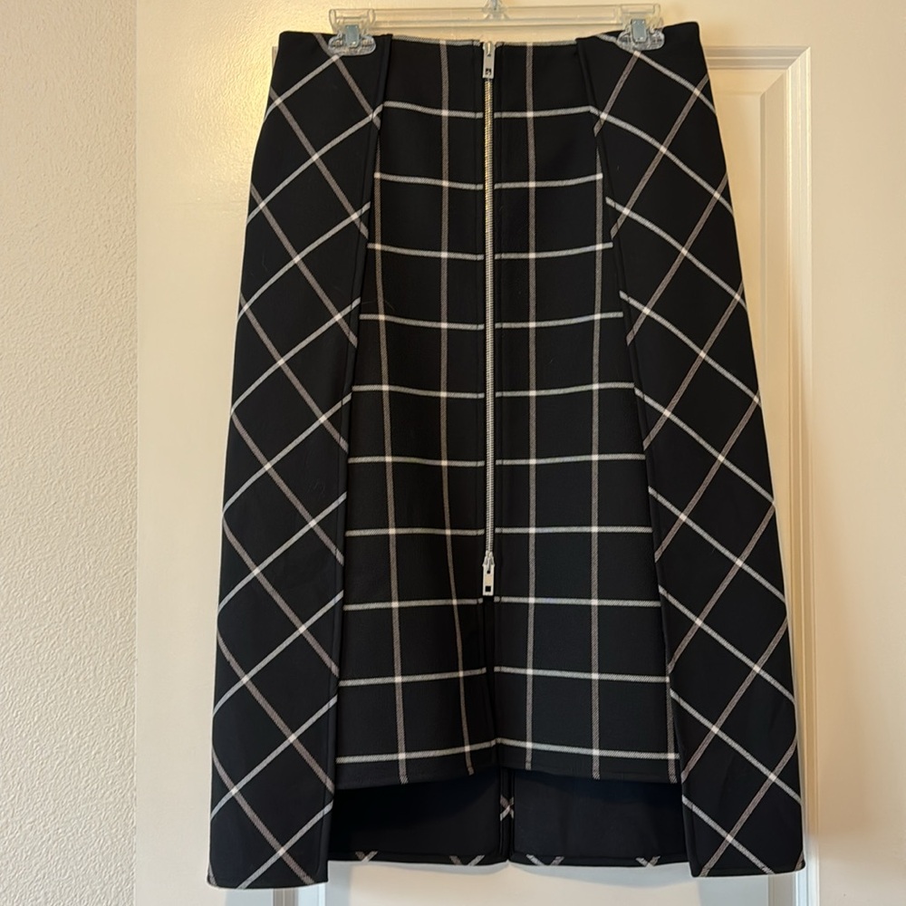 Rag & Bone Sz6 Plaid Midi Skirt. Stretch and unique details.
